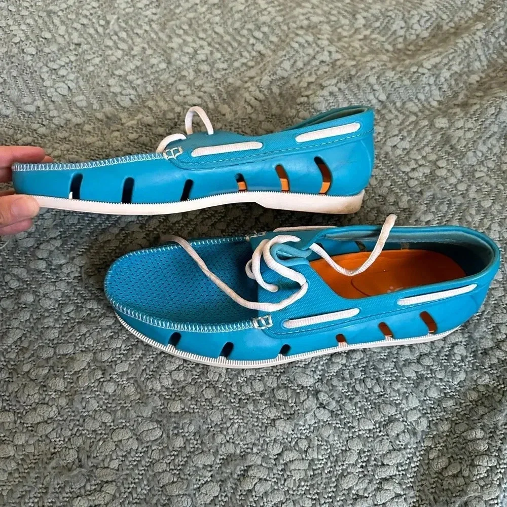 Five Flops blue water shoes men’s size small 6-7 summer athletic casual